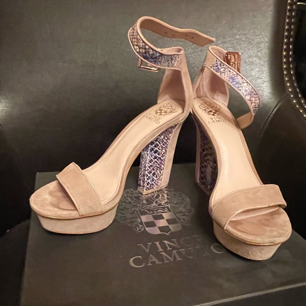 Vince Camuto Nedra Heel